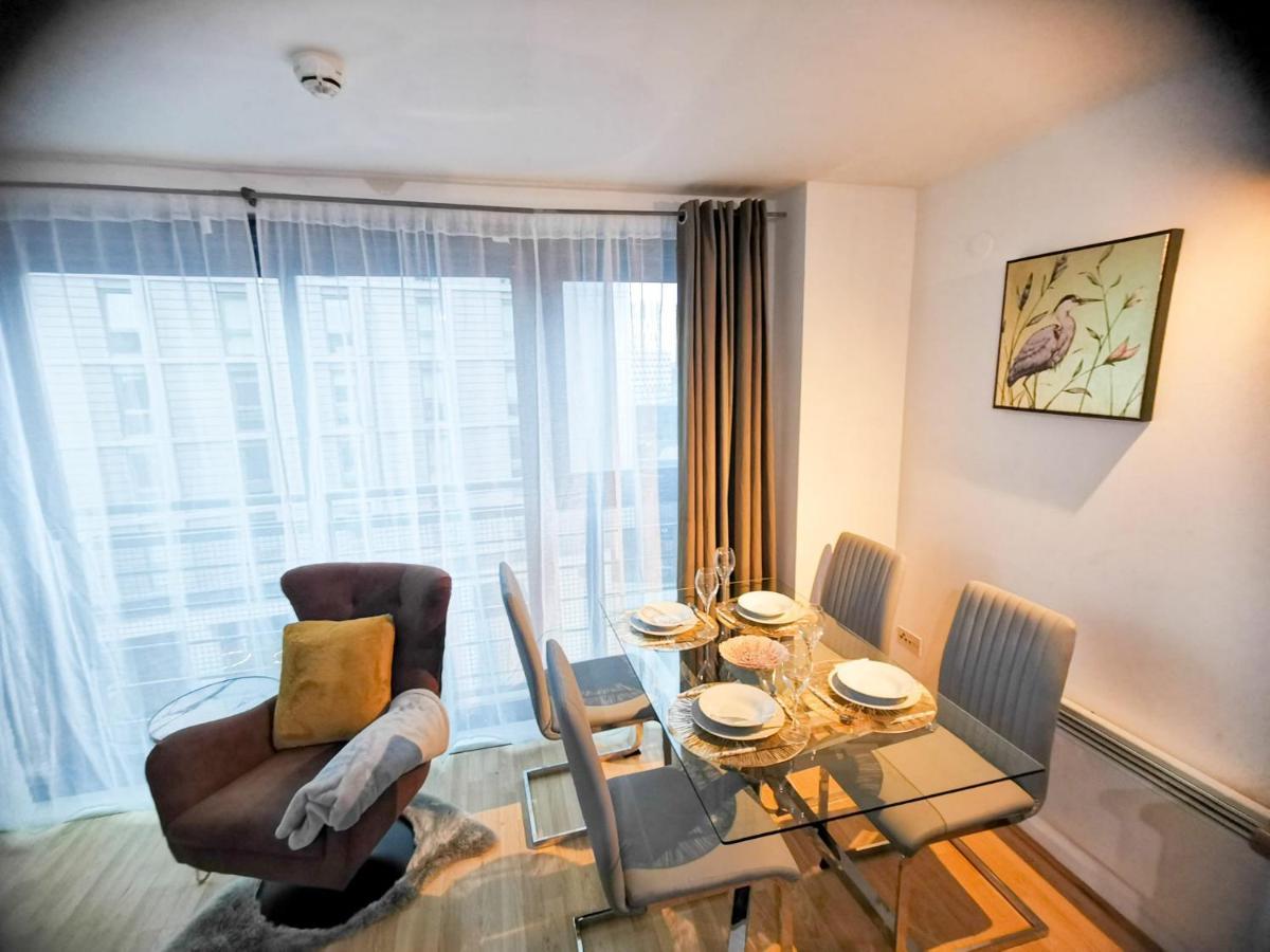 Lovely 2-Bedroom Apartment, Free Parking Mánchester Exterior foto